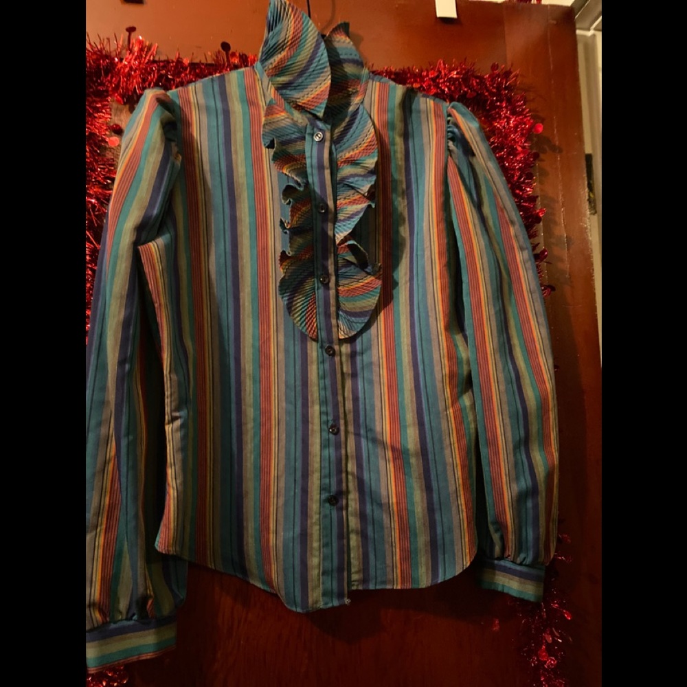 VINTAGE STRIPED TOP